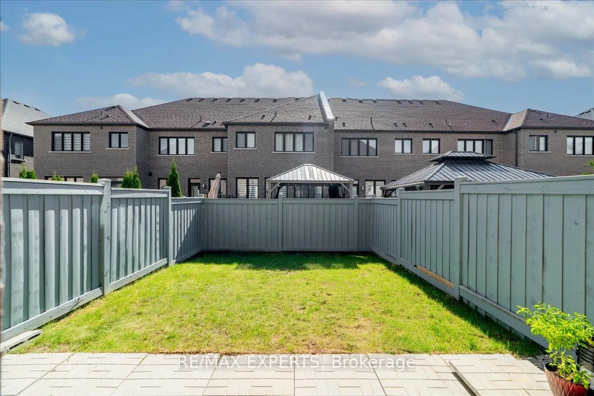 35 Landolfi Way