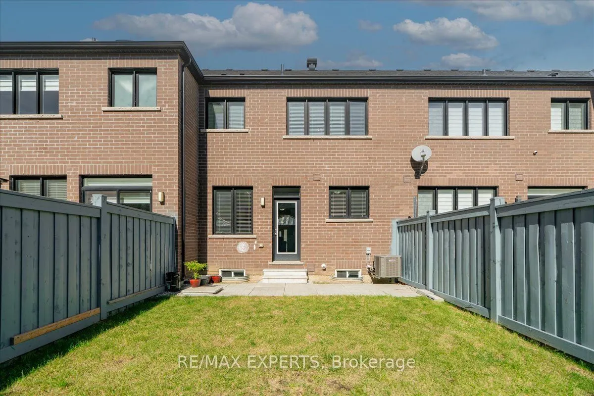 35 Landolfi Way