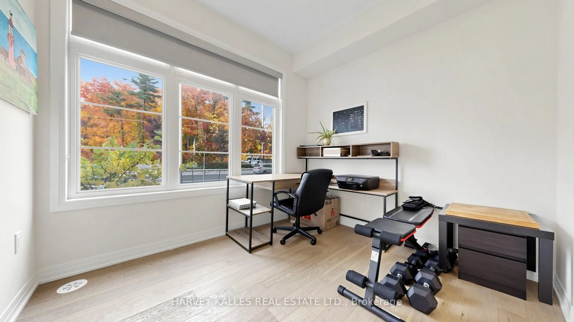 44 De La Roche Drive