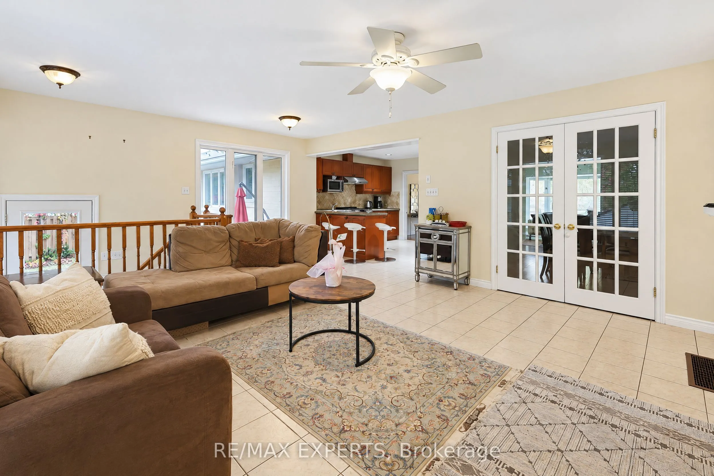 11 Knollside Drive