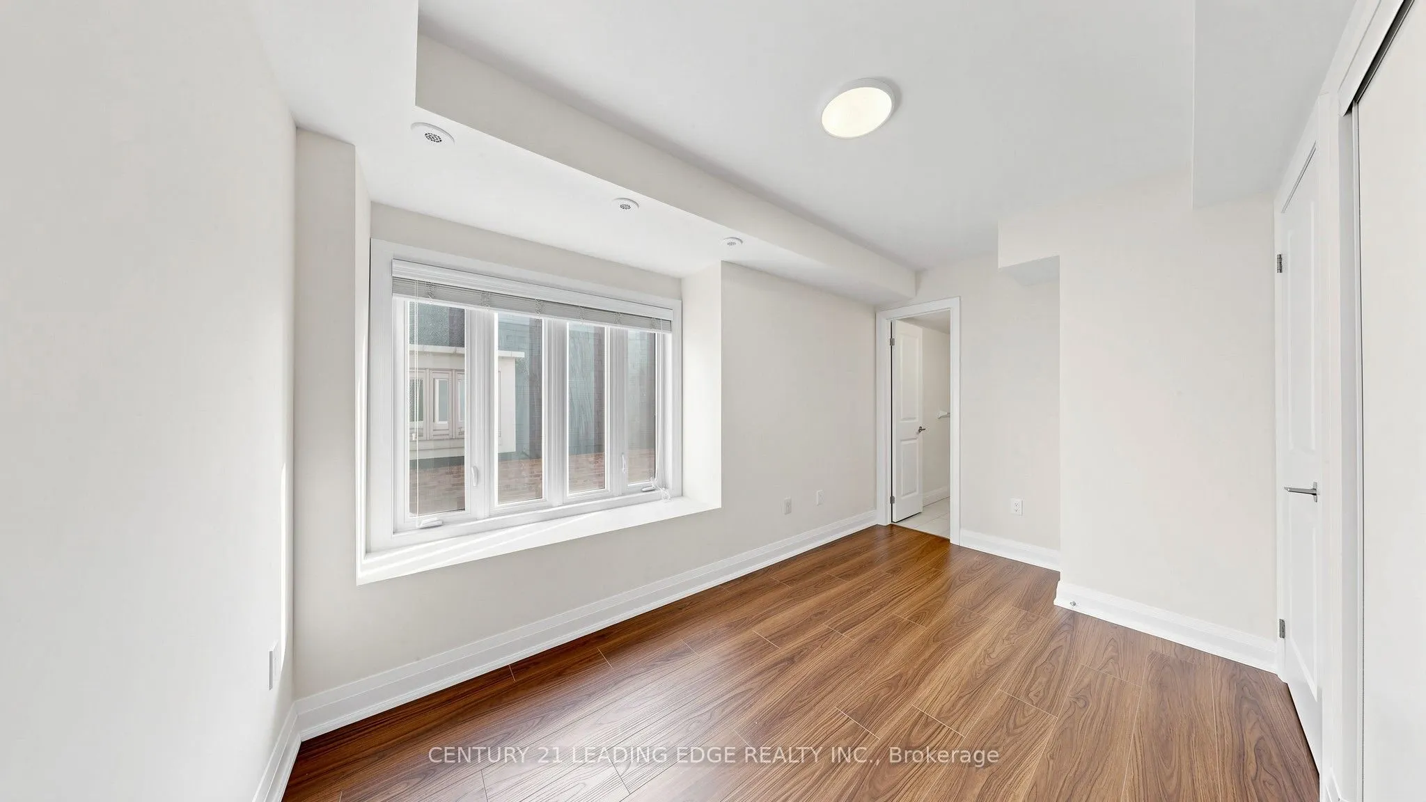 320 John Street #202