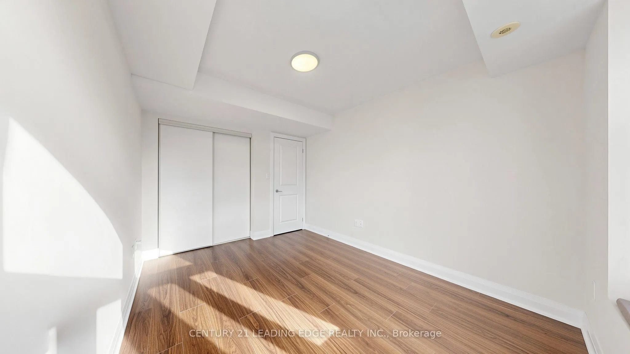 320 John Street #202