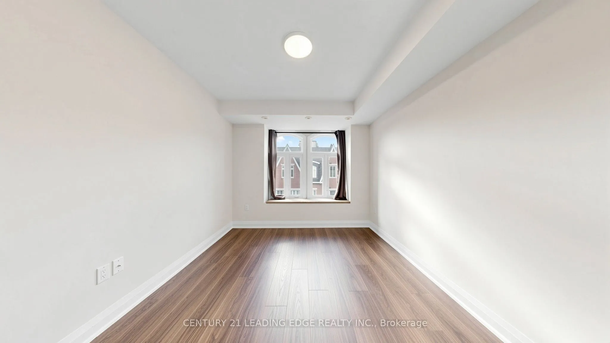 320 John Street #202