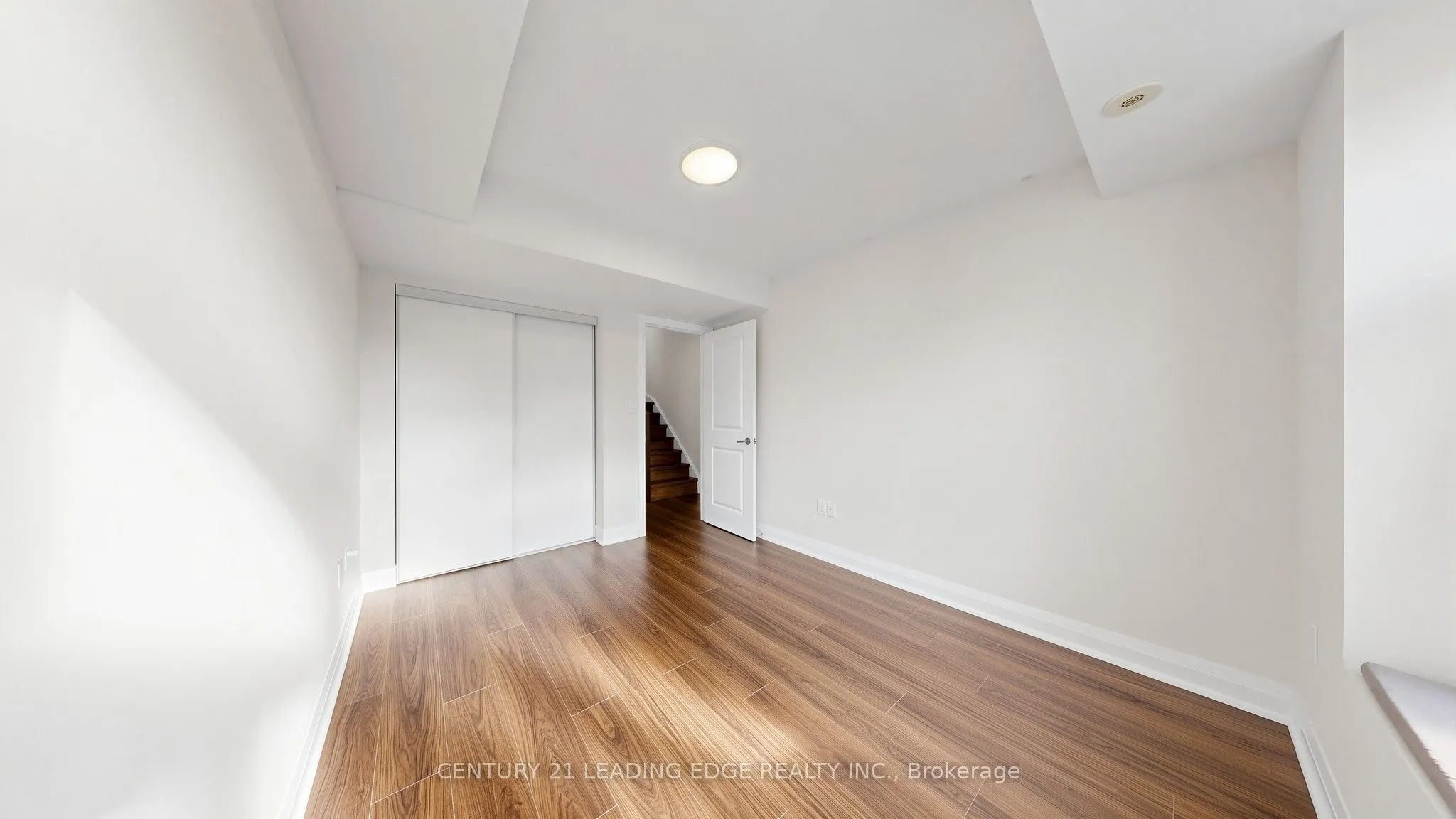 320 John Street #202