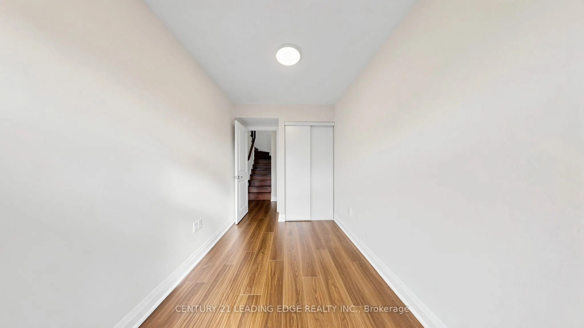 320 John Street #202