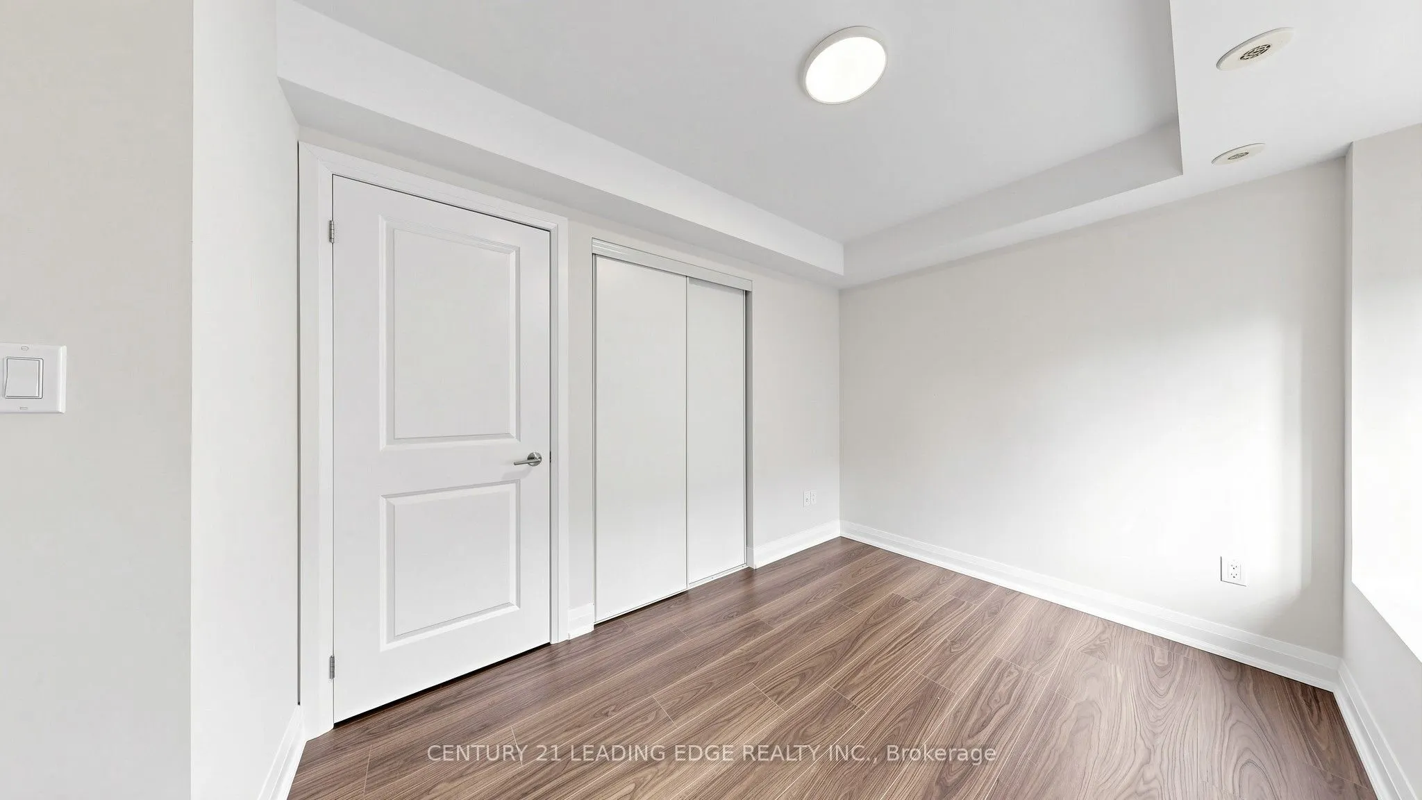 320 John Street #202
