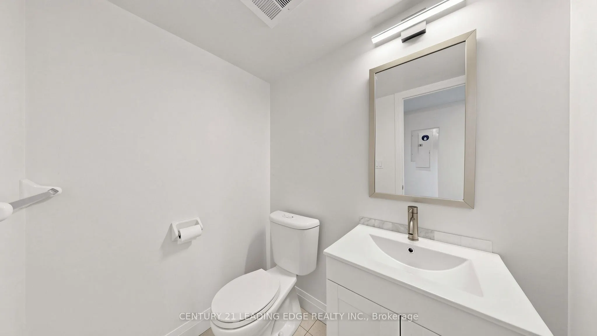 320 John Street #202