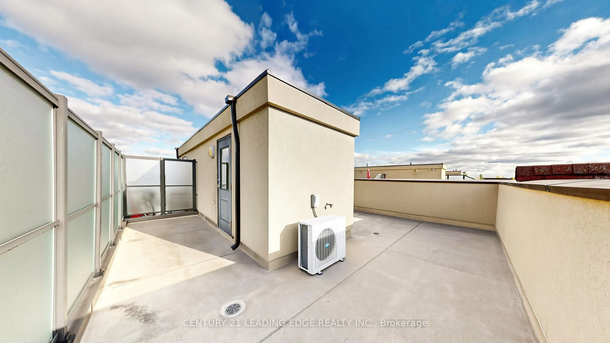 320 John Street #202
