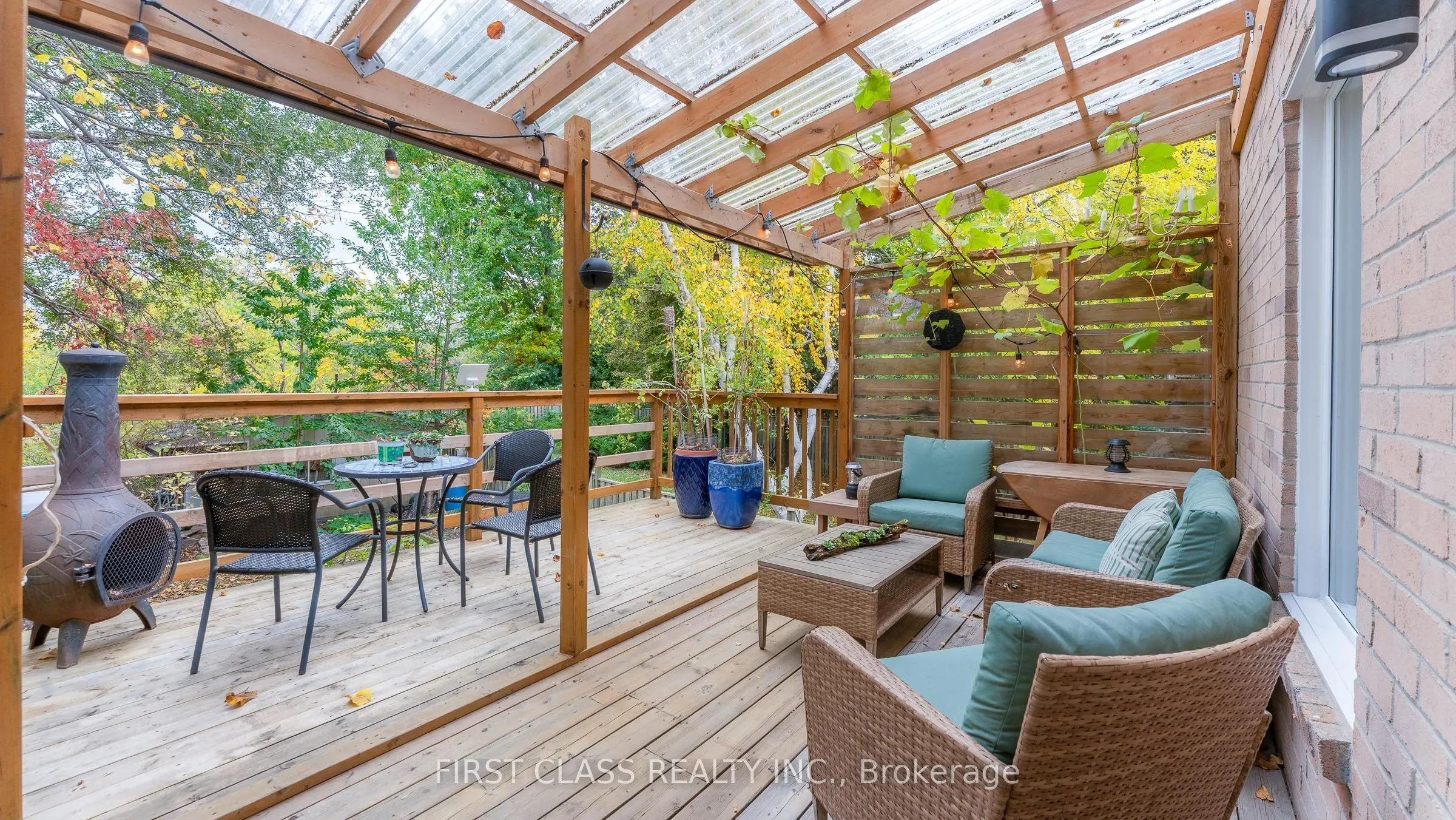 48 Cottonwood Court