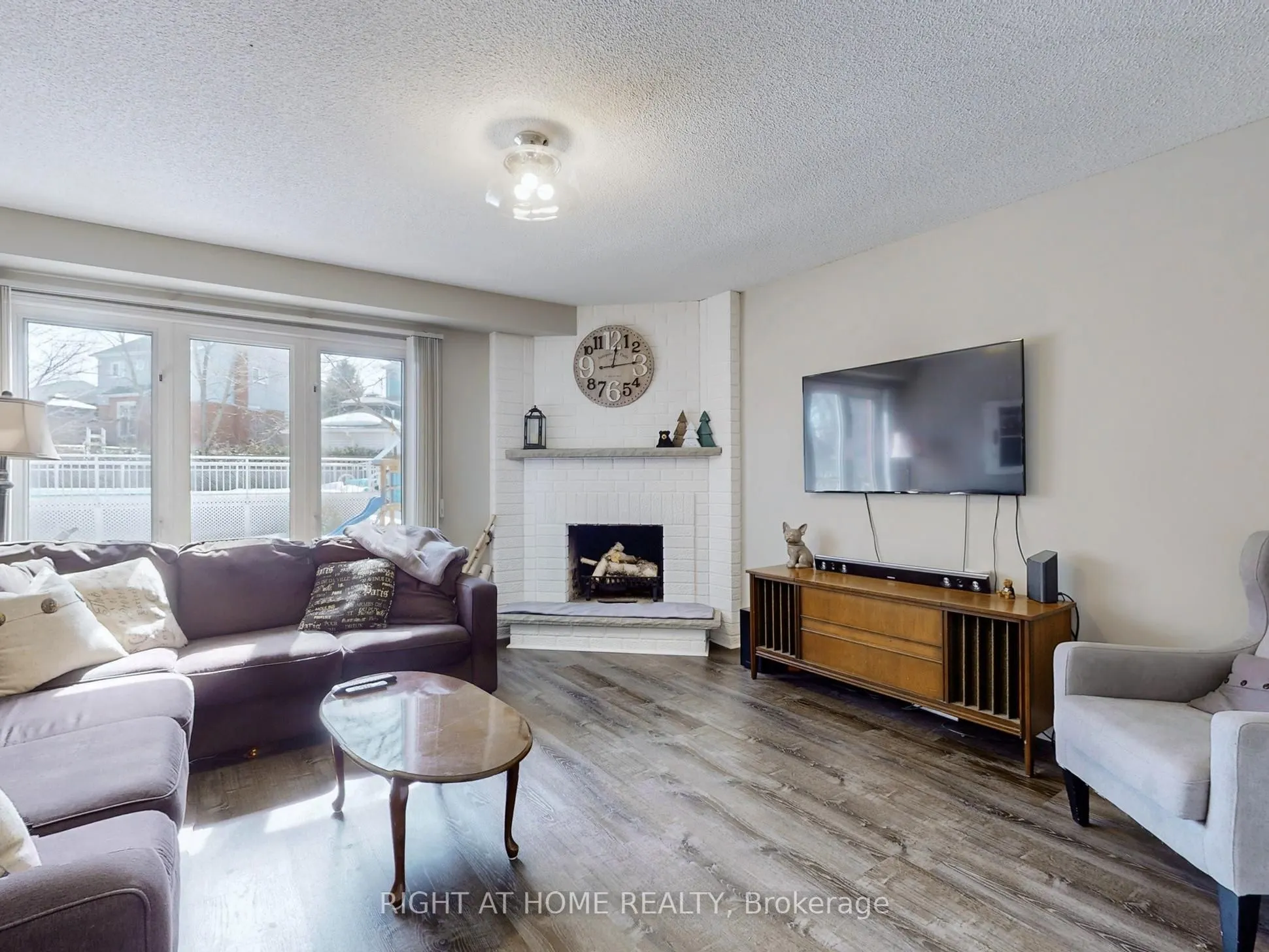 9 Sherie Drive