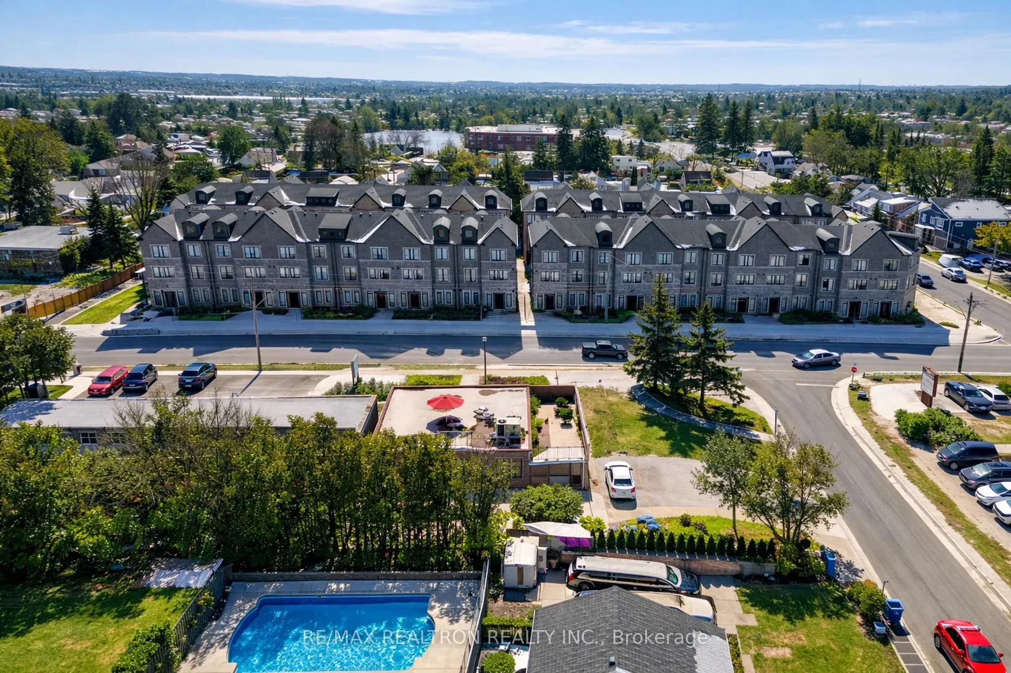 260 Eagle Street #10