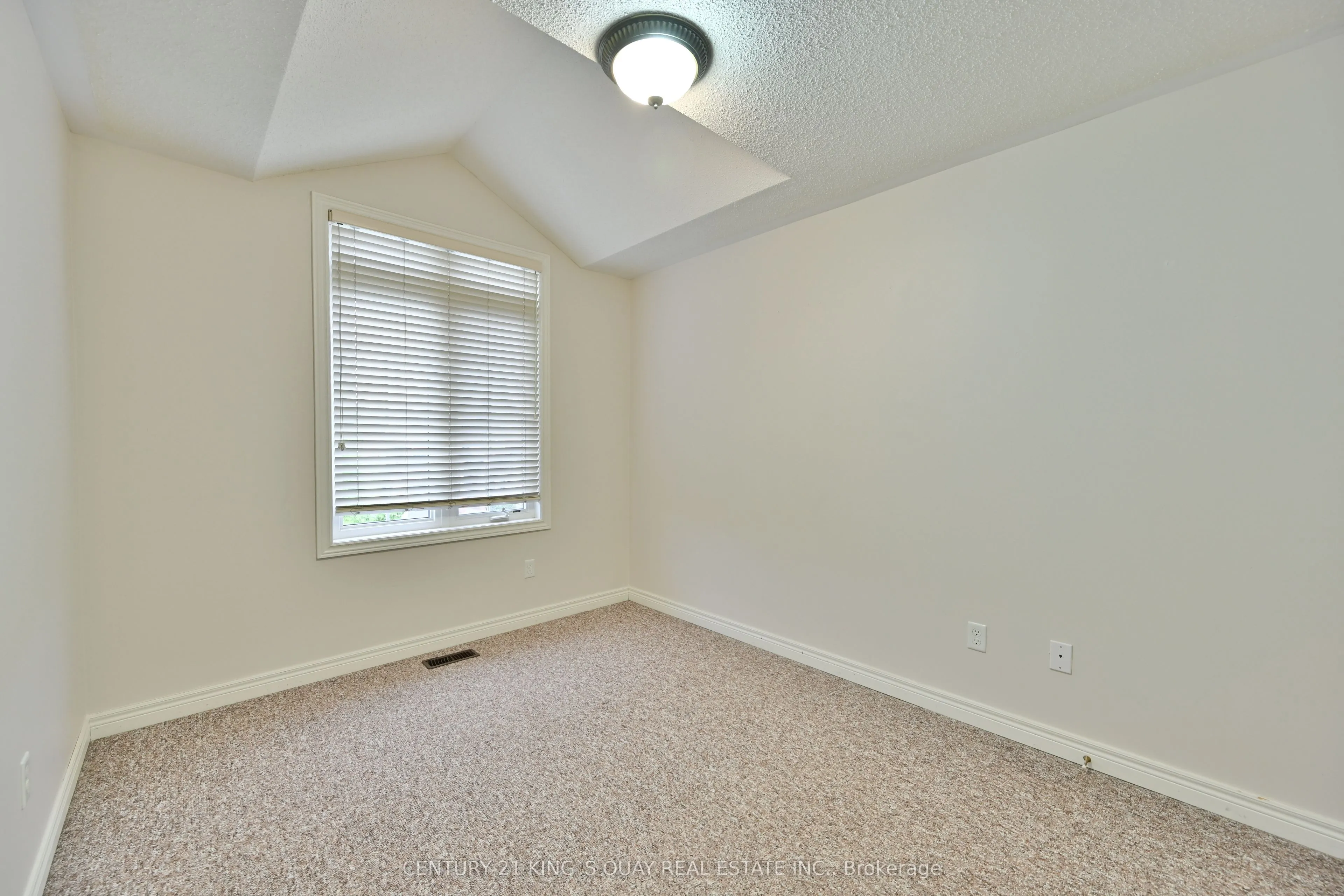 10 Lundigan Drive