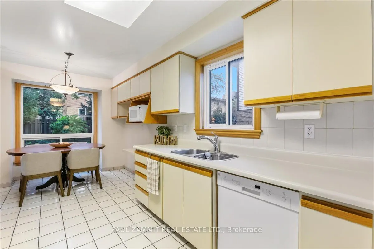 25 Lilac Avenue