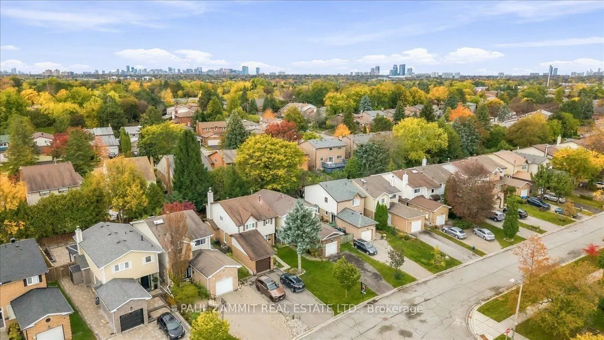 25 Lilac Avenue