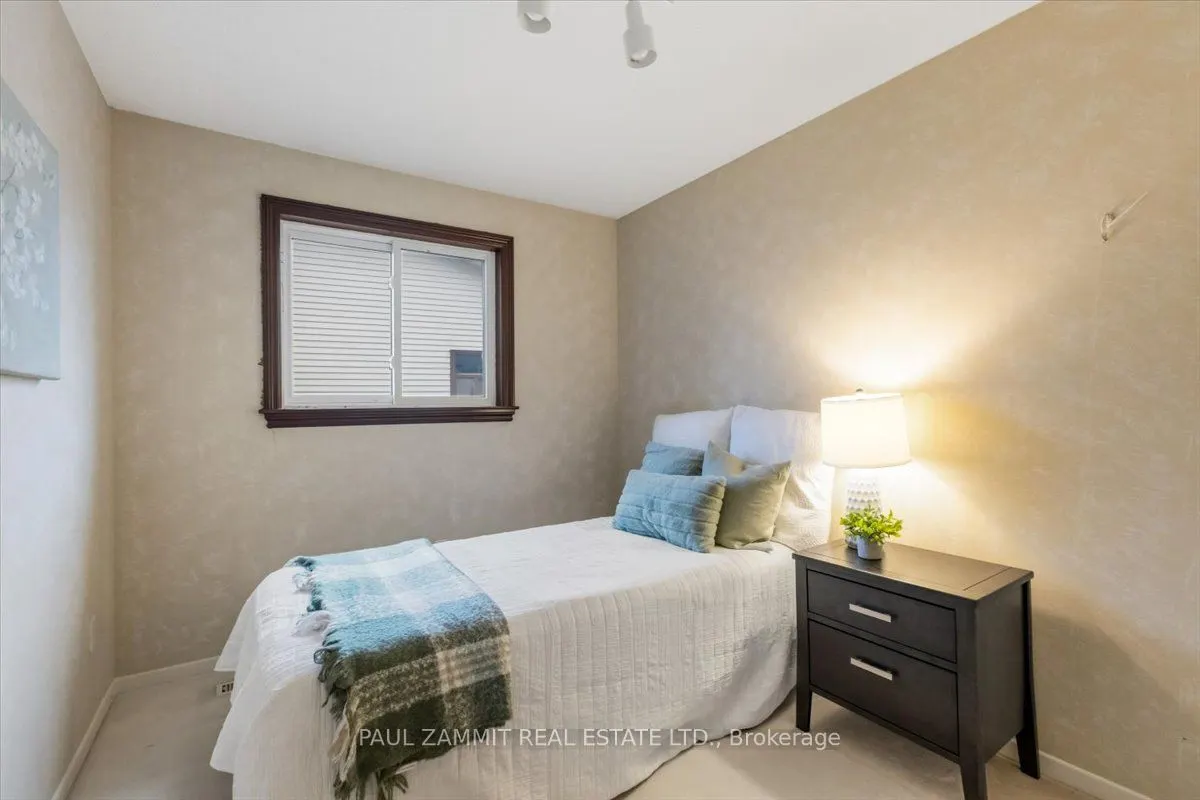 25 Lilac Avenue