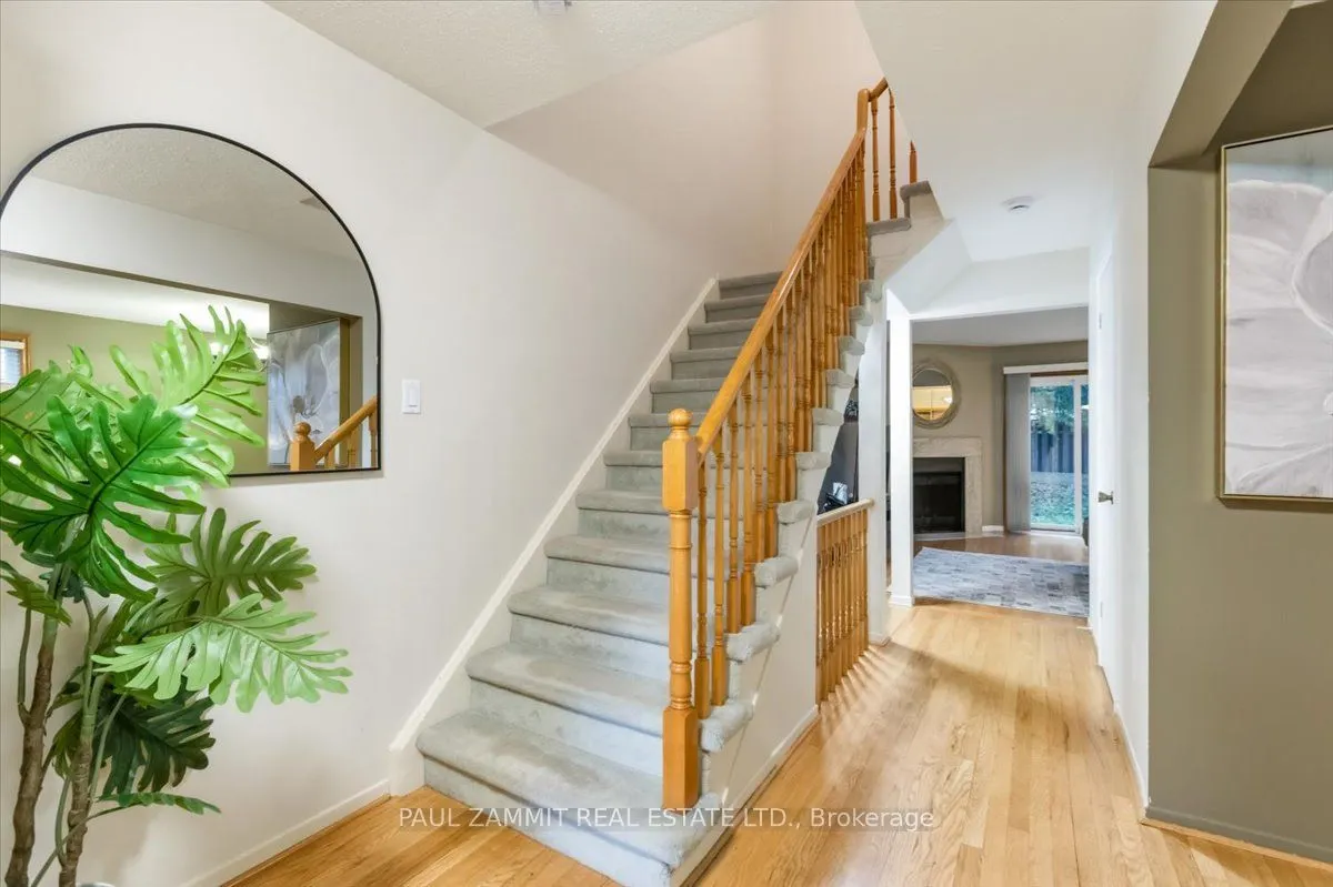 25 Lilac Avenue