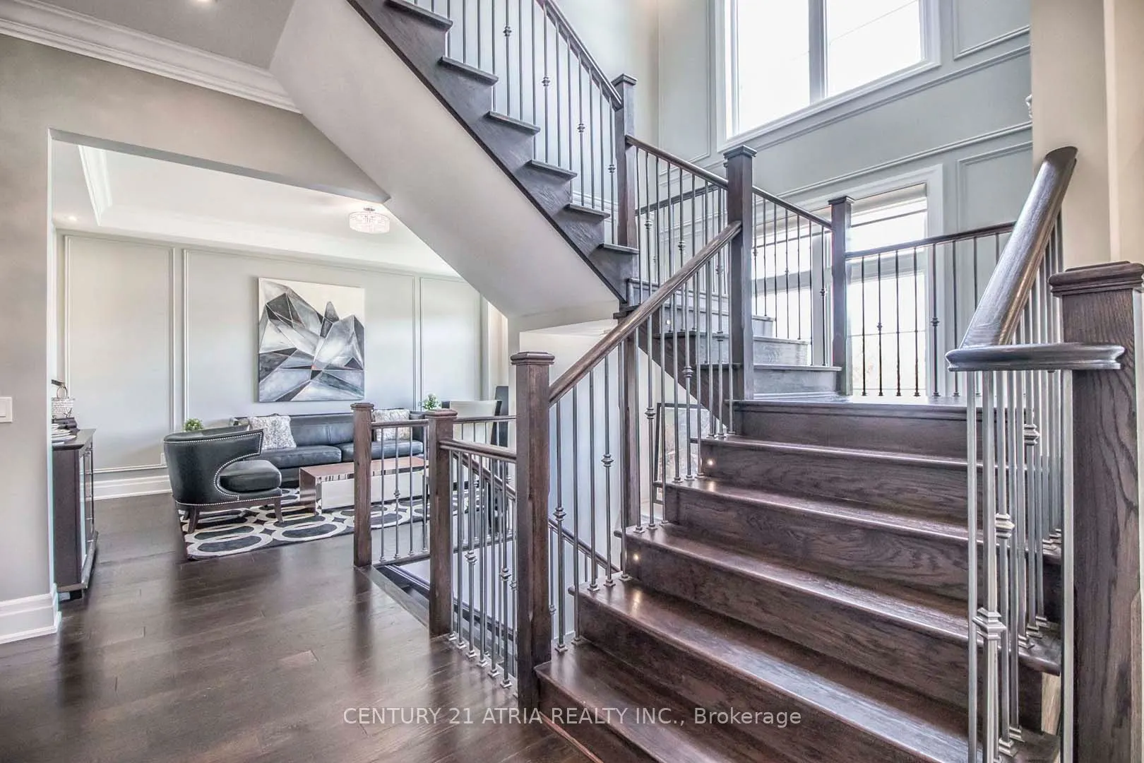 122 Burns Boulevard