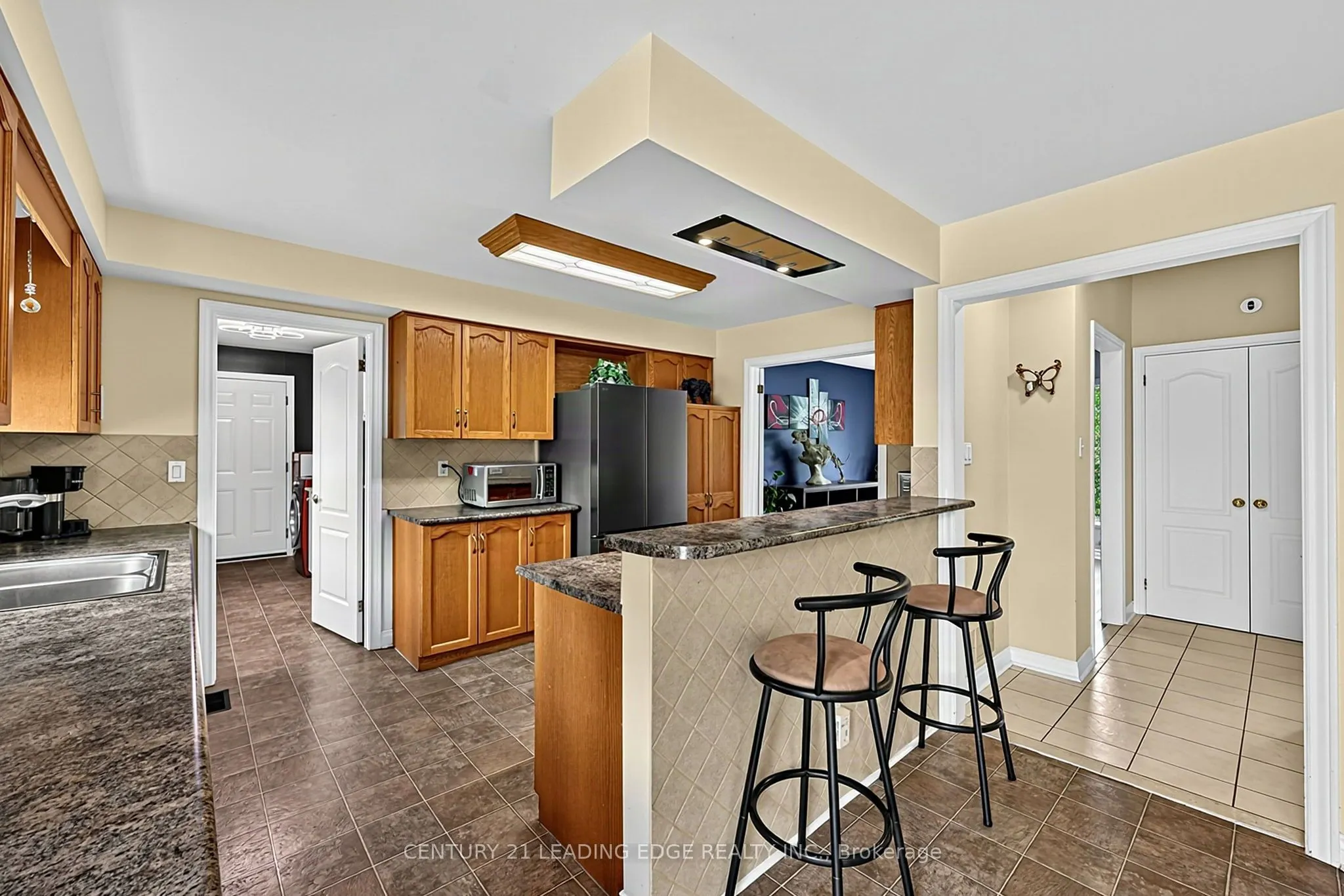48 Broadview Avenue