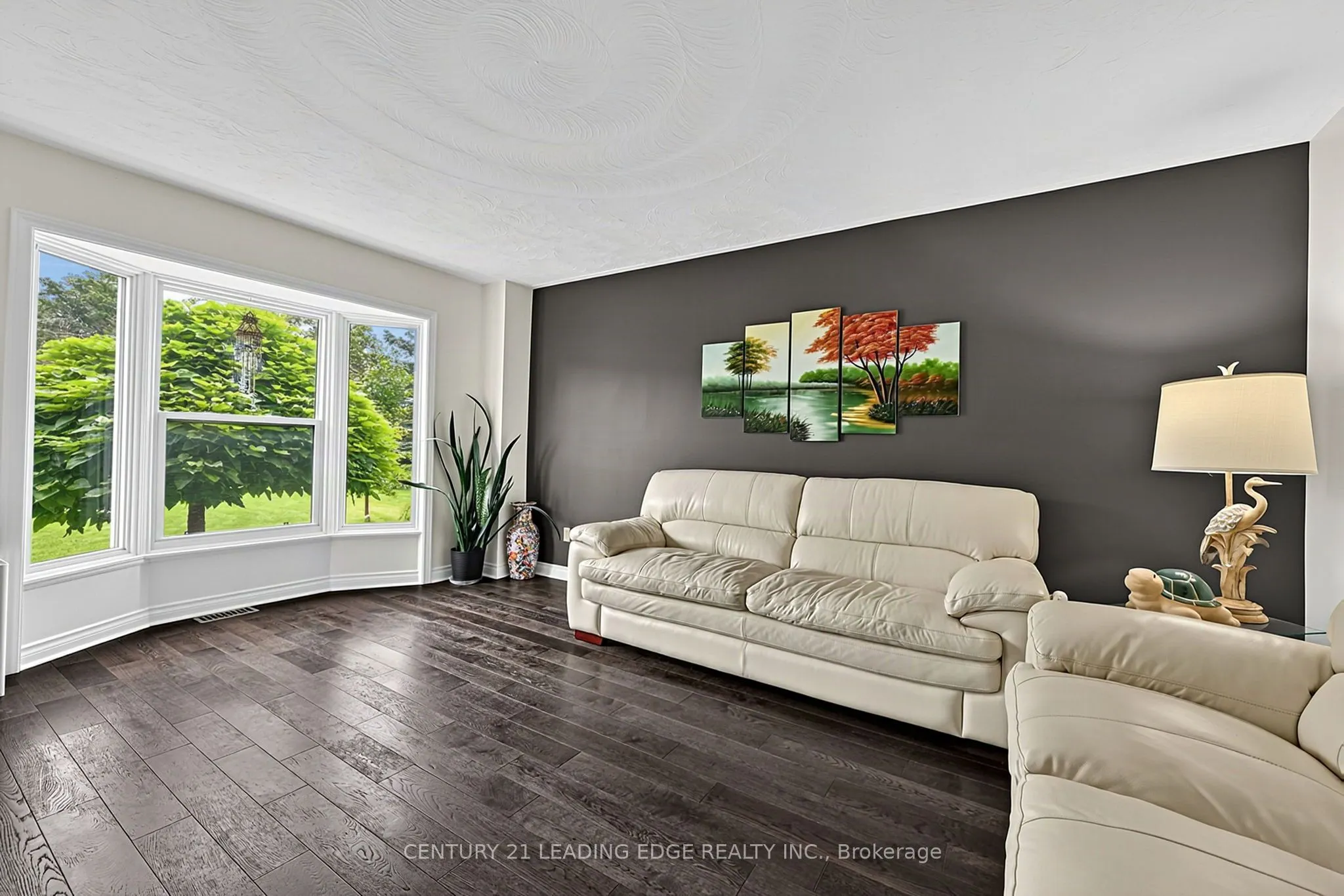 48 Broadview Avenue