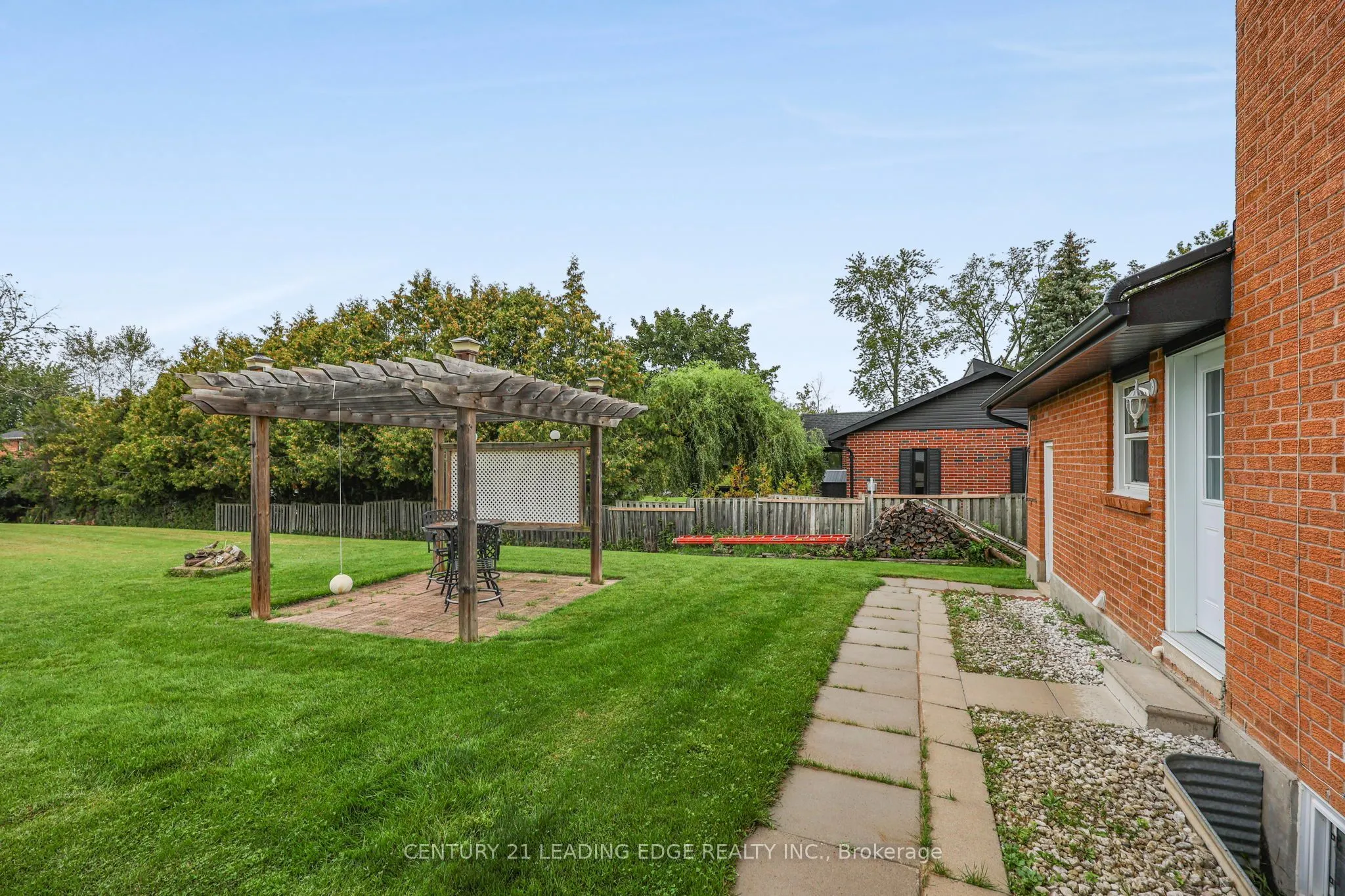 48 Broadview Avenue