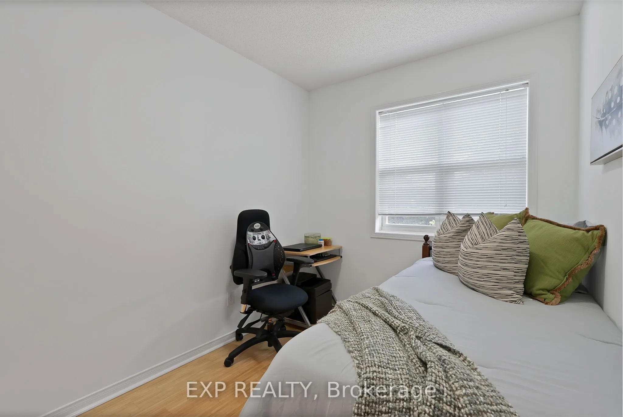 11 Maple Park Way #06