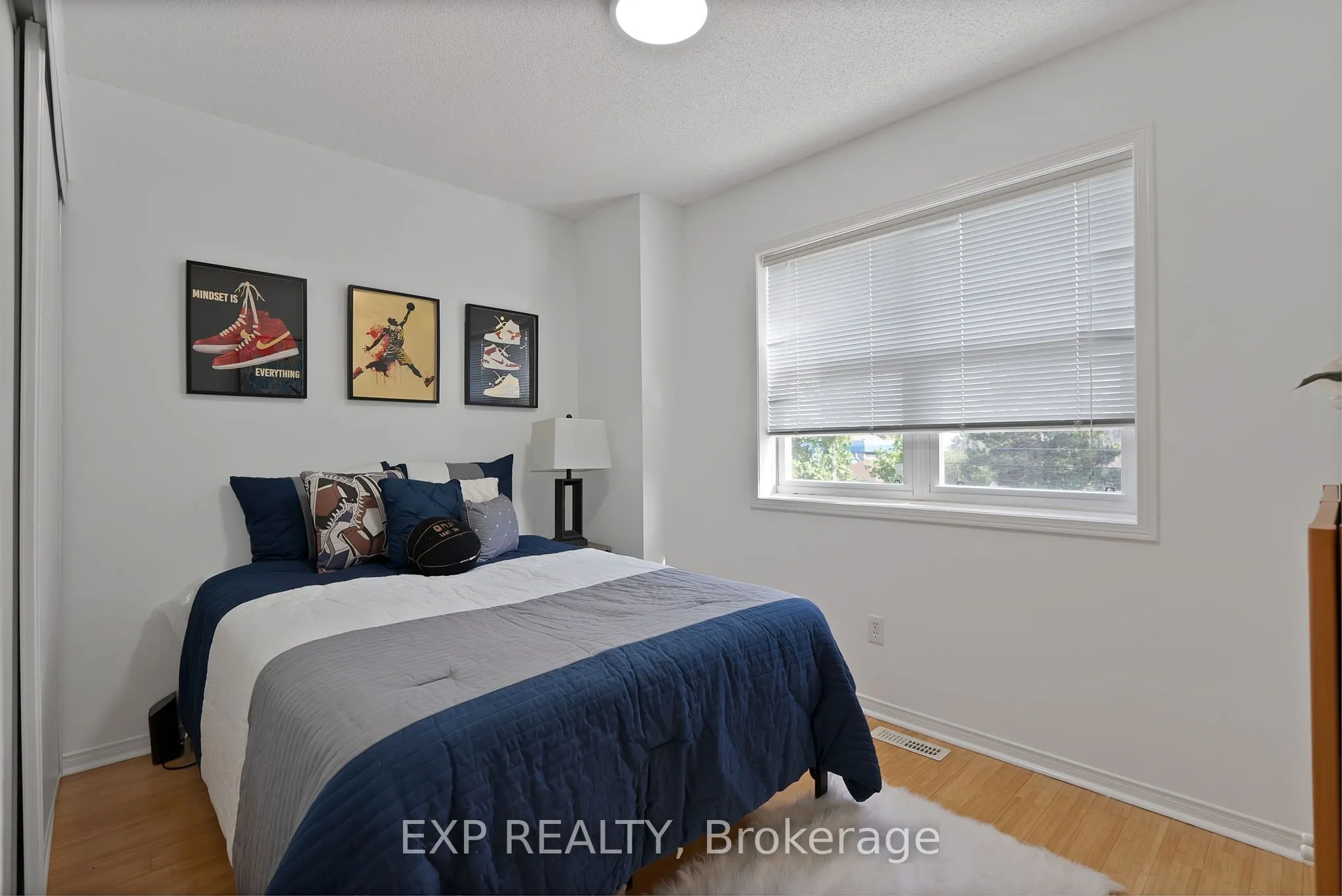11 Maple Park Way #06