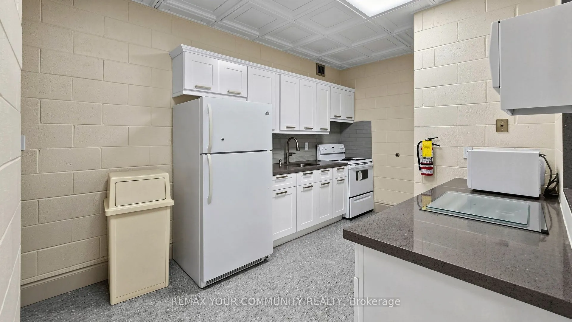 70 Baif Boulevard #608