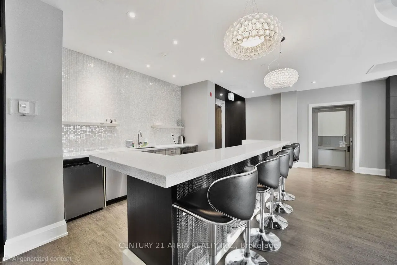 15277 Yonge Street #512