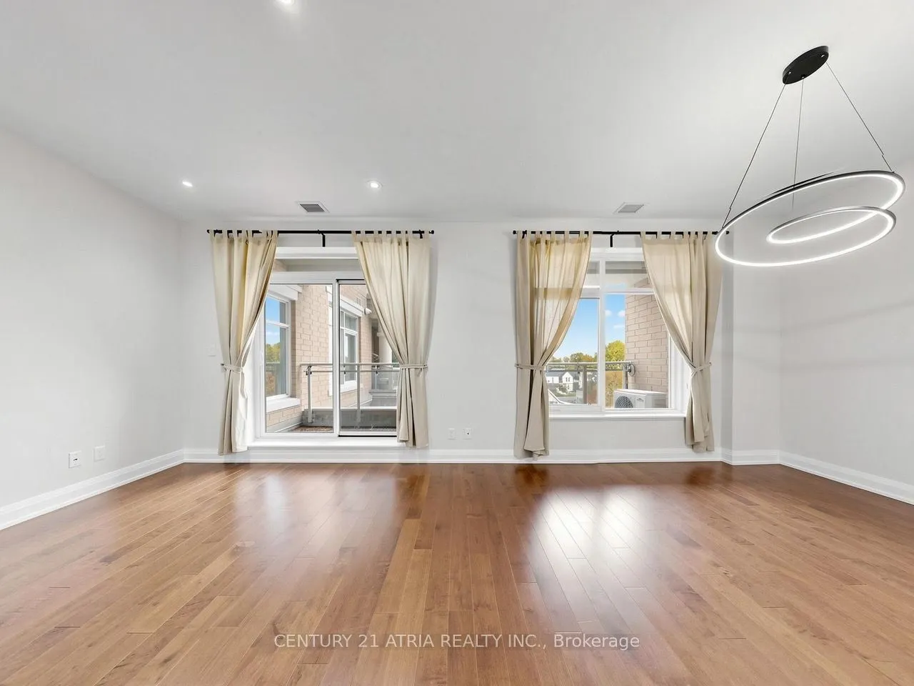 15277 Yonge Street #512