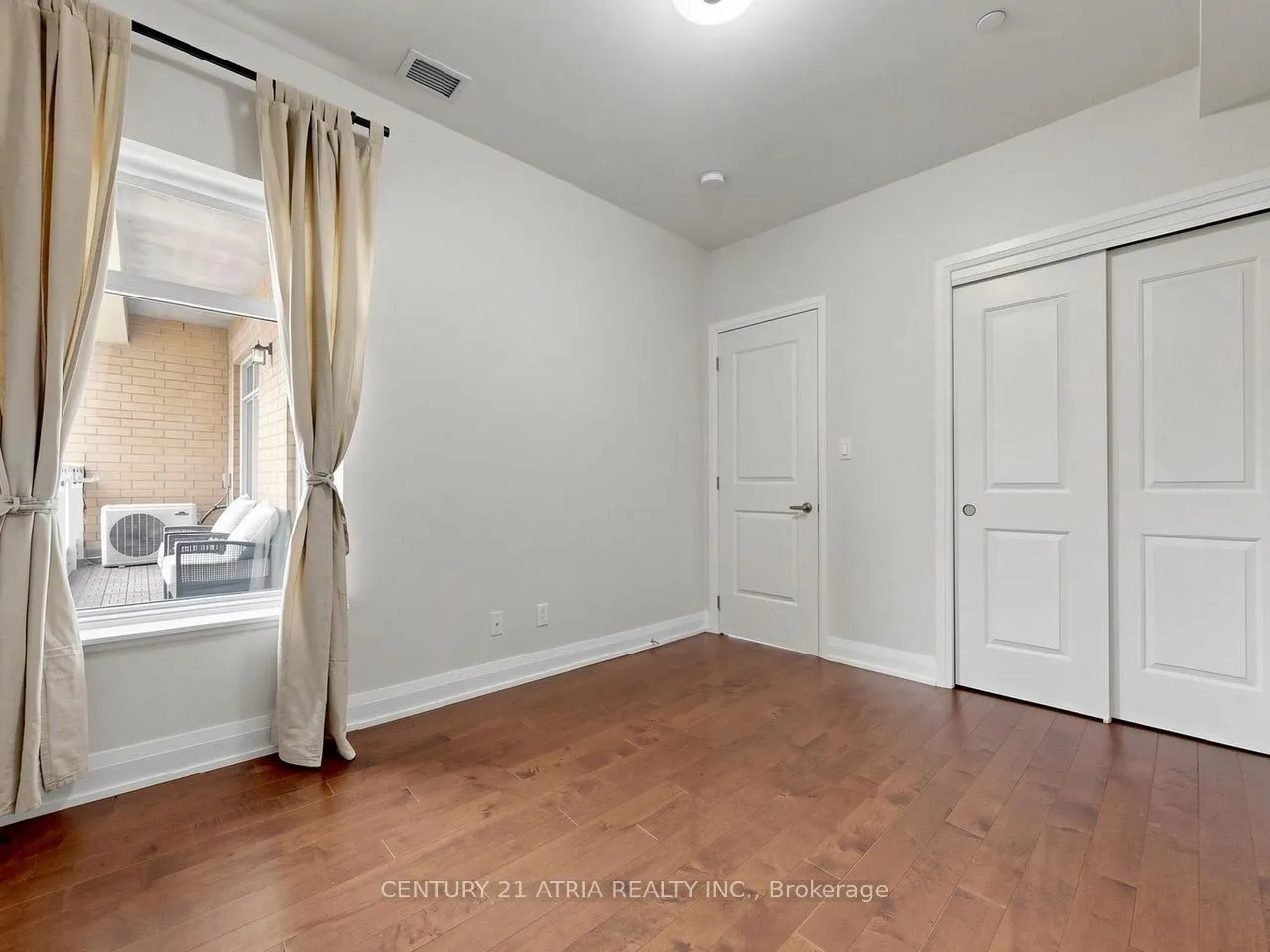 15277 Yonge Street #512