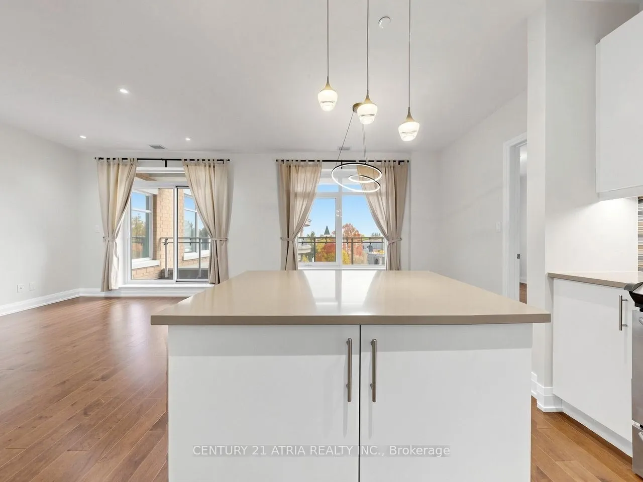 15277 Yonge Street #512
