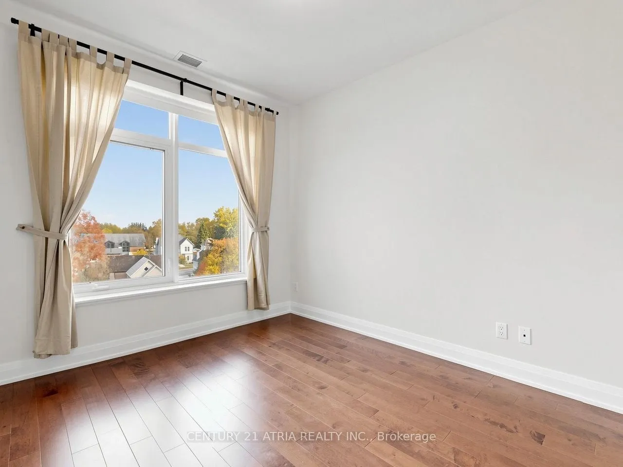 15277 Yonge Street #512