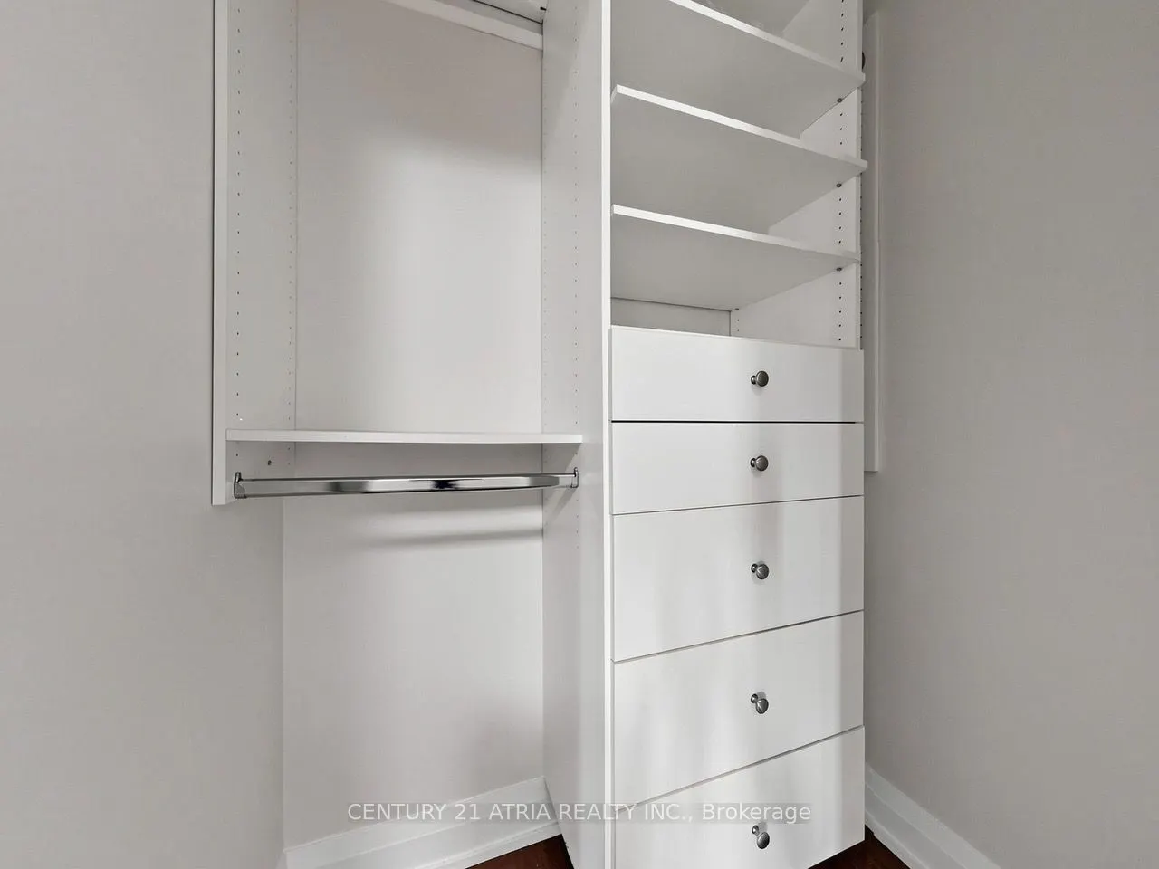 15277 Yonge Street #512
