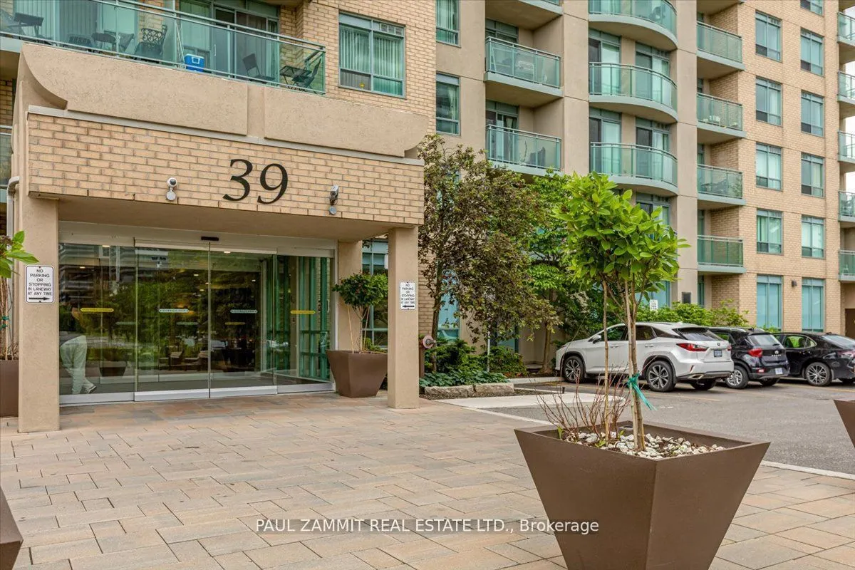 39 Oneida Crescent #306