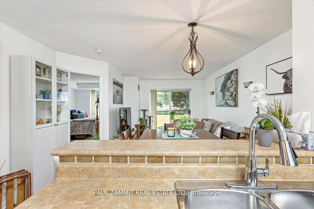 39 Oneida Crescent #306