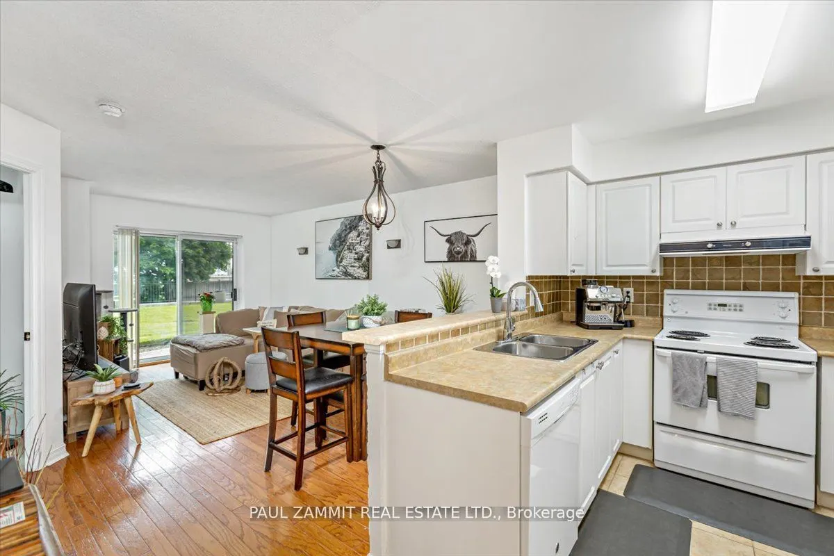 39 Oneida Crescent #306