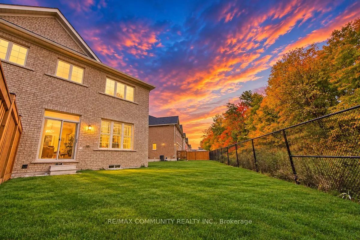 40 Liam Lane