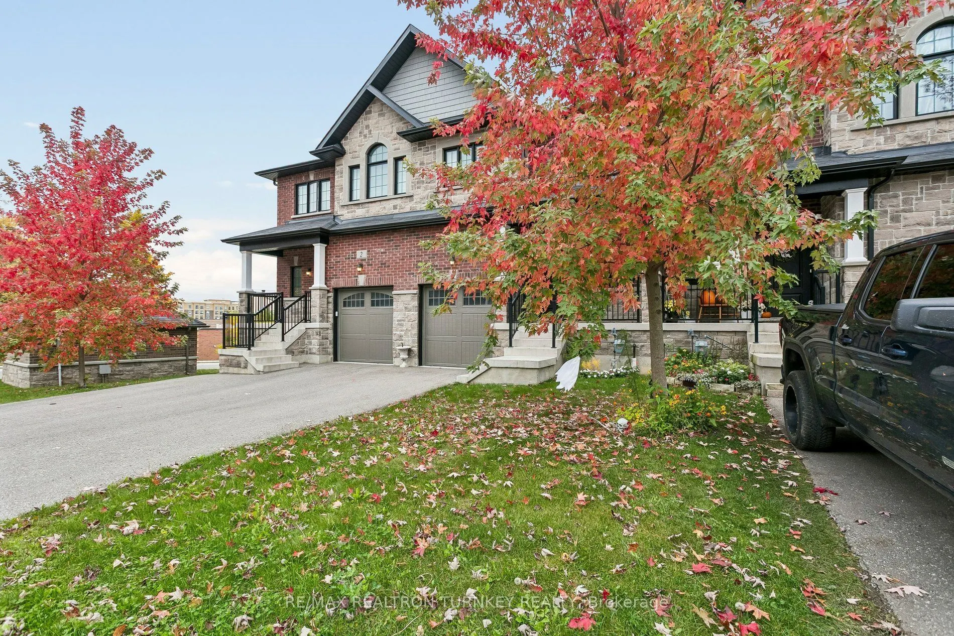 4 Gord Matthews Way