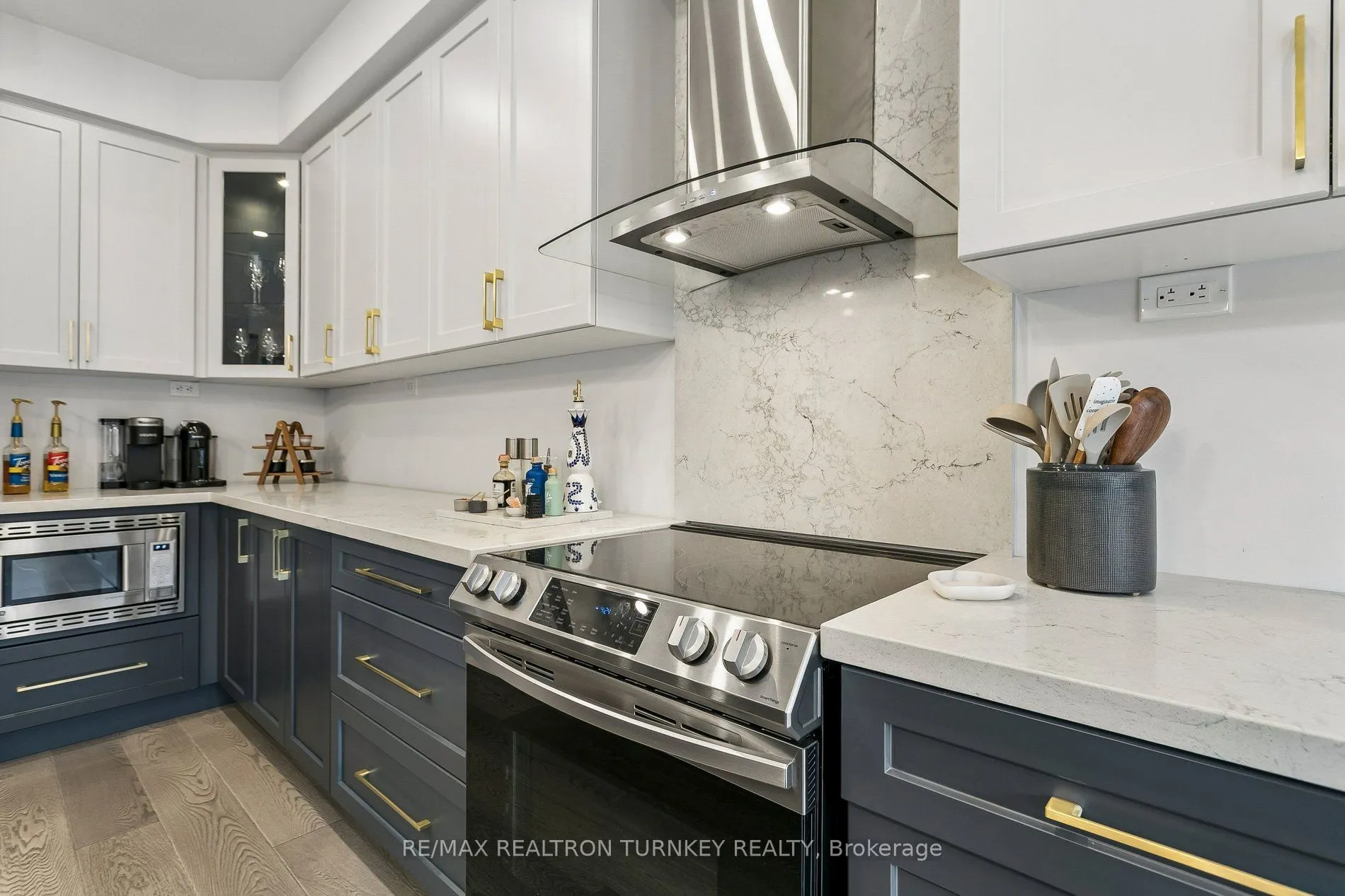 4 Gord Matthews Way