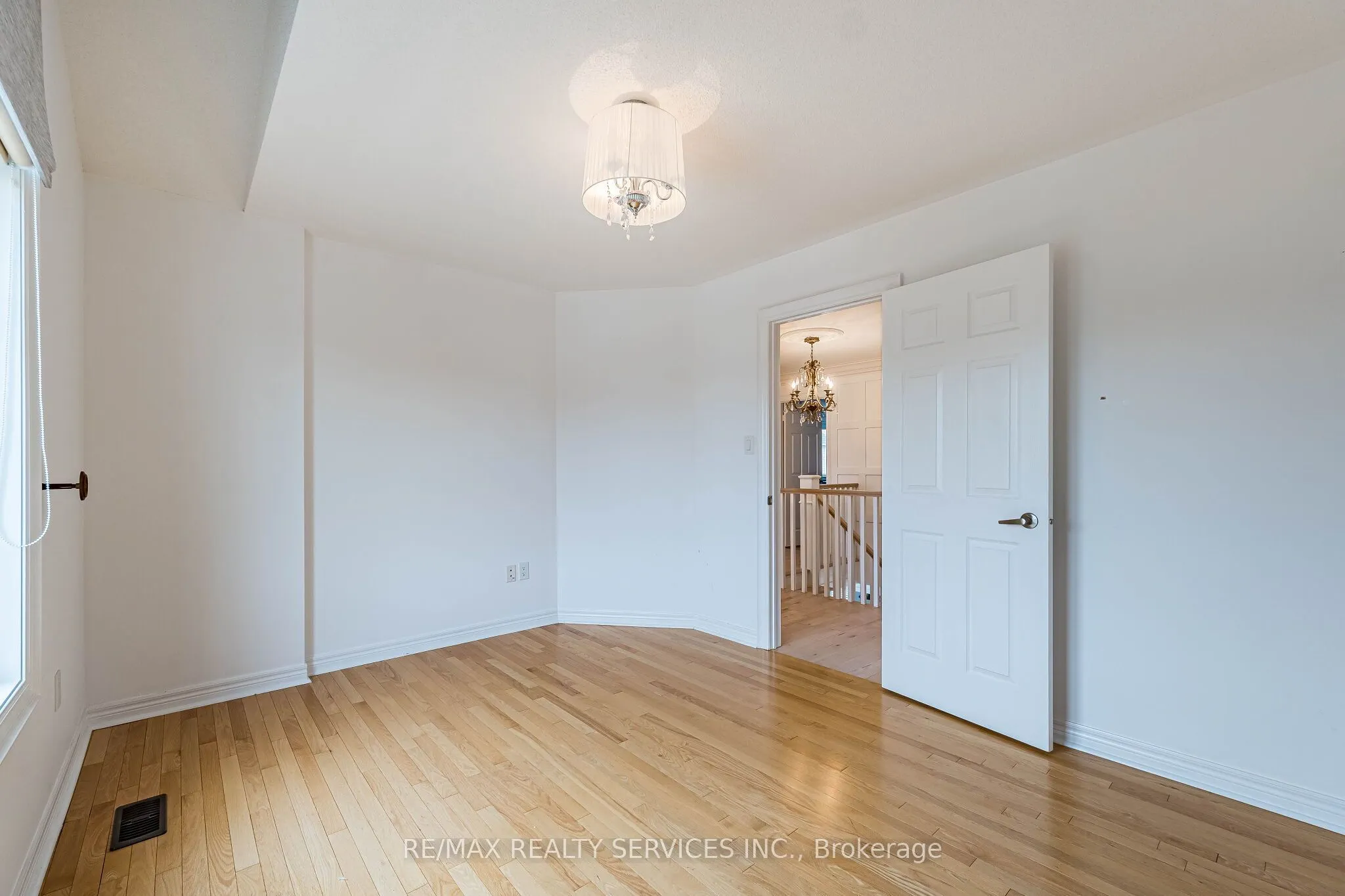 13 Vista Drive