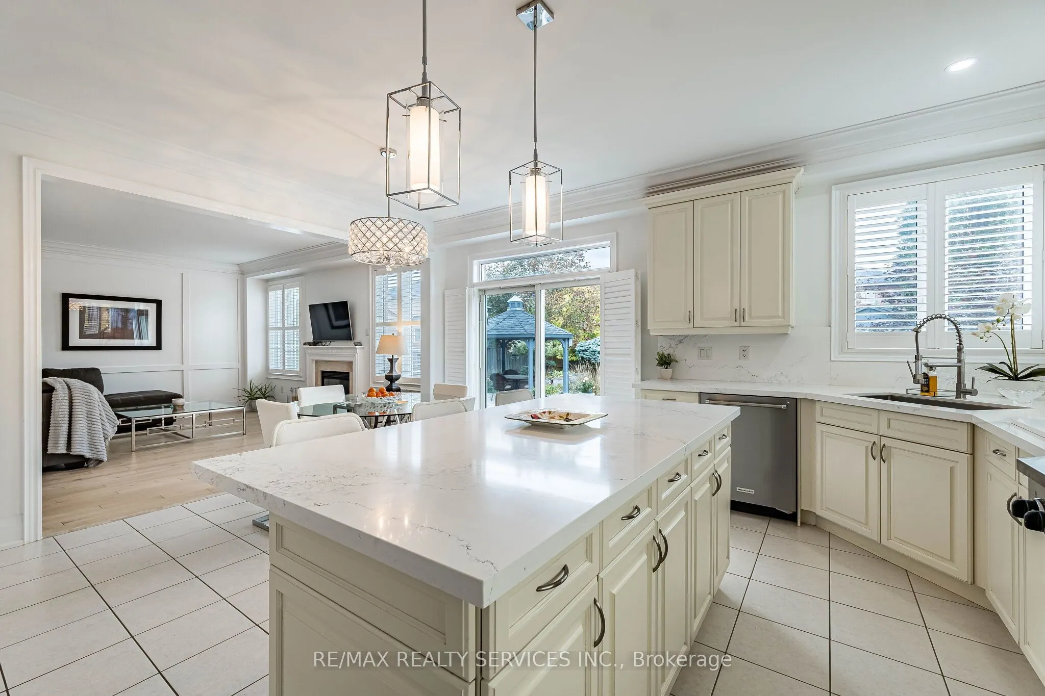13 Vista Drive