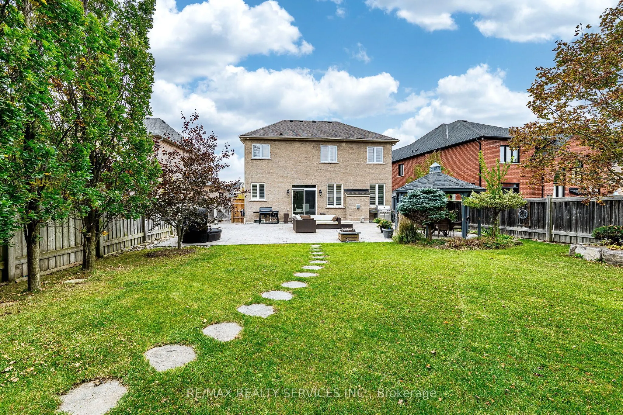 13 Vista Drive