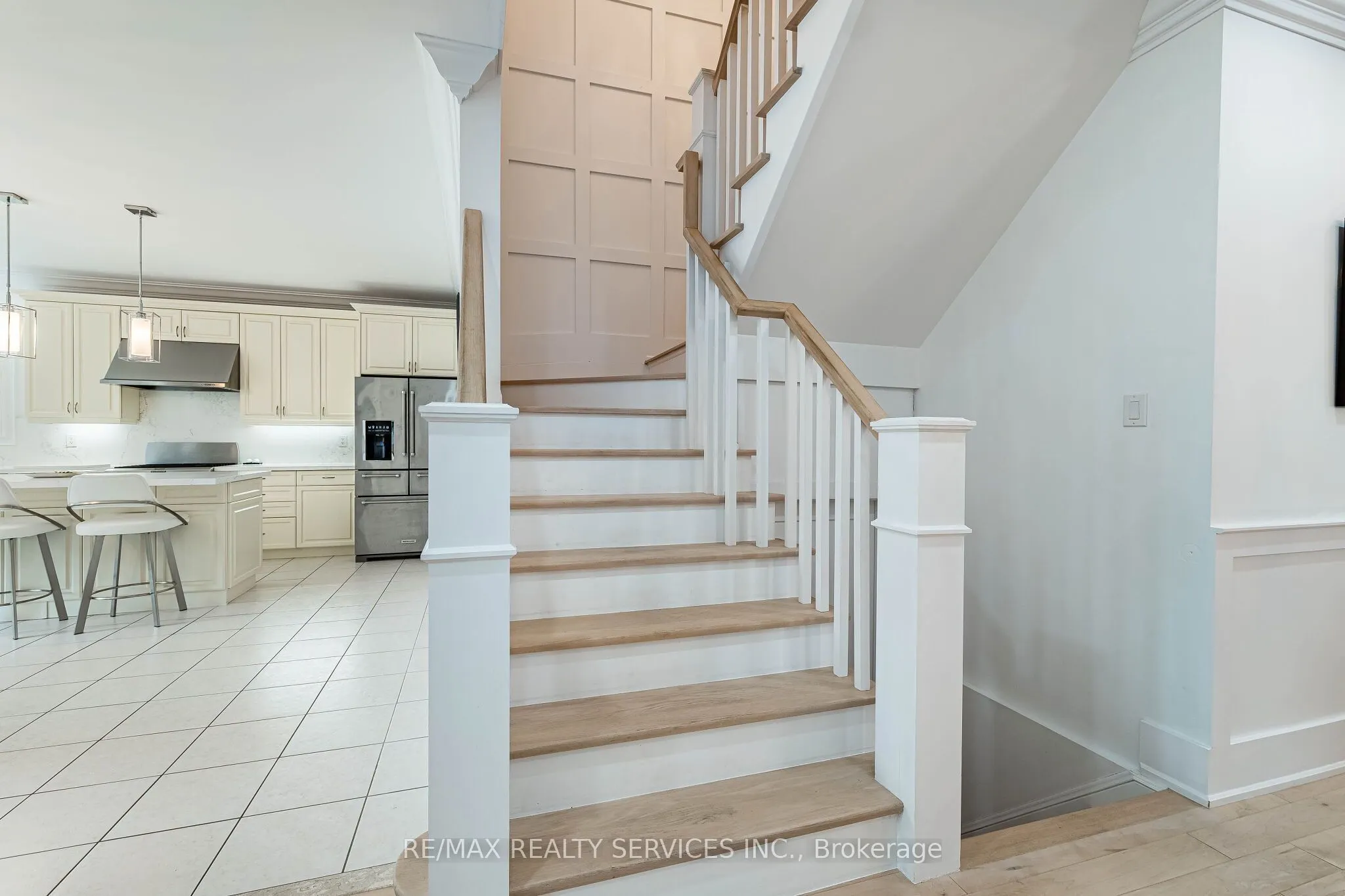 13 Vista Drive