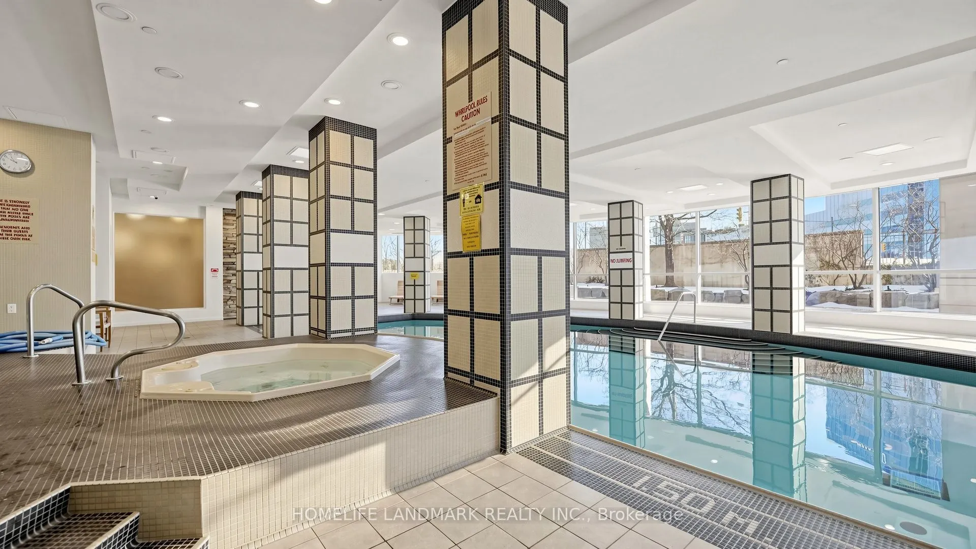 23 Cox Boulevard #258