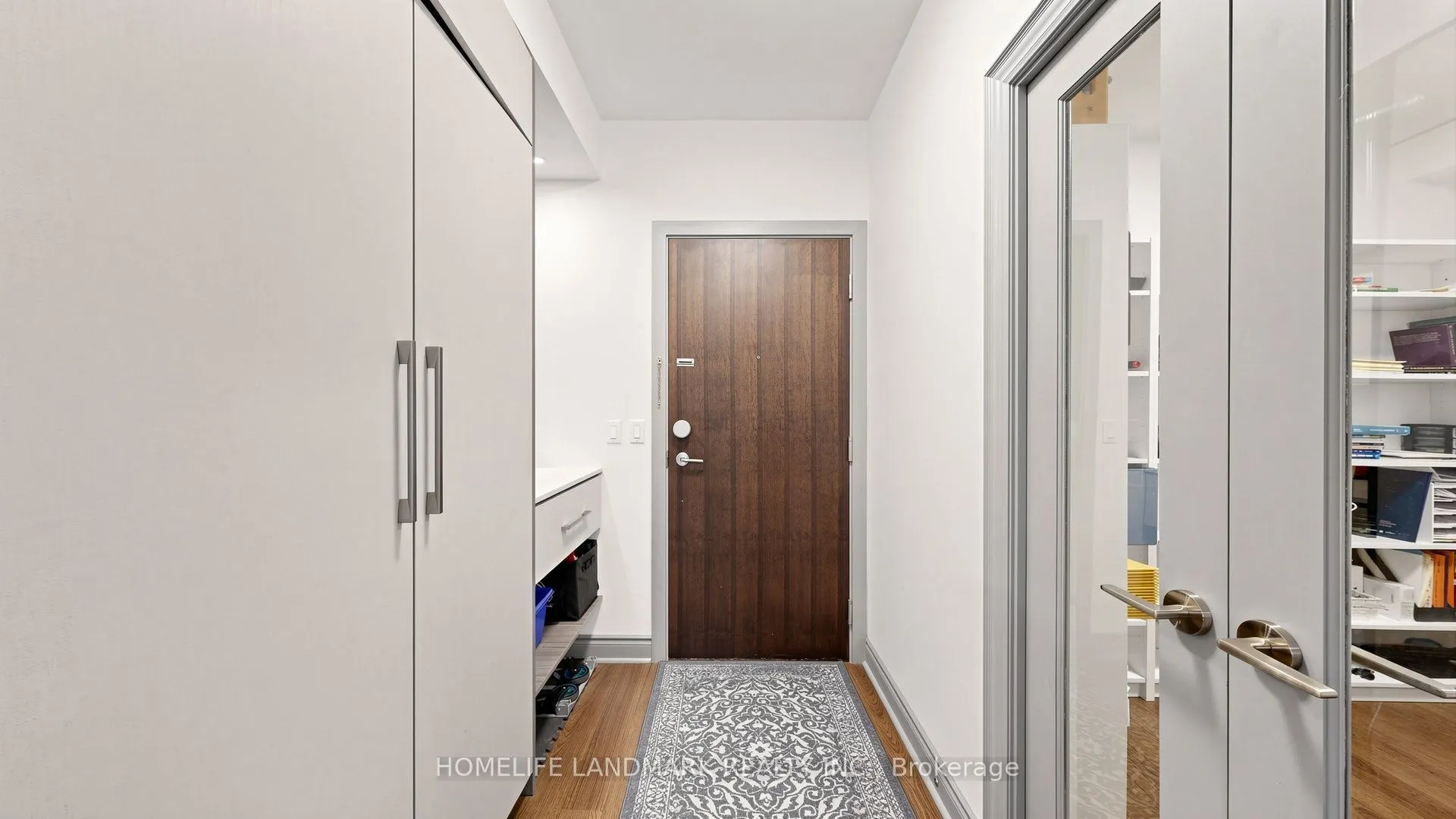 23 Cox Boulevard #258
