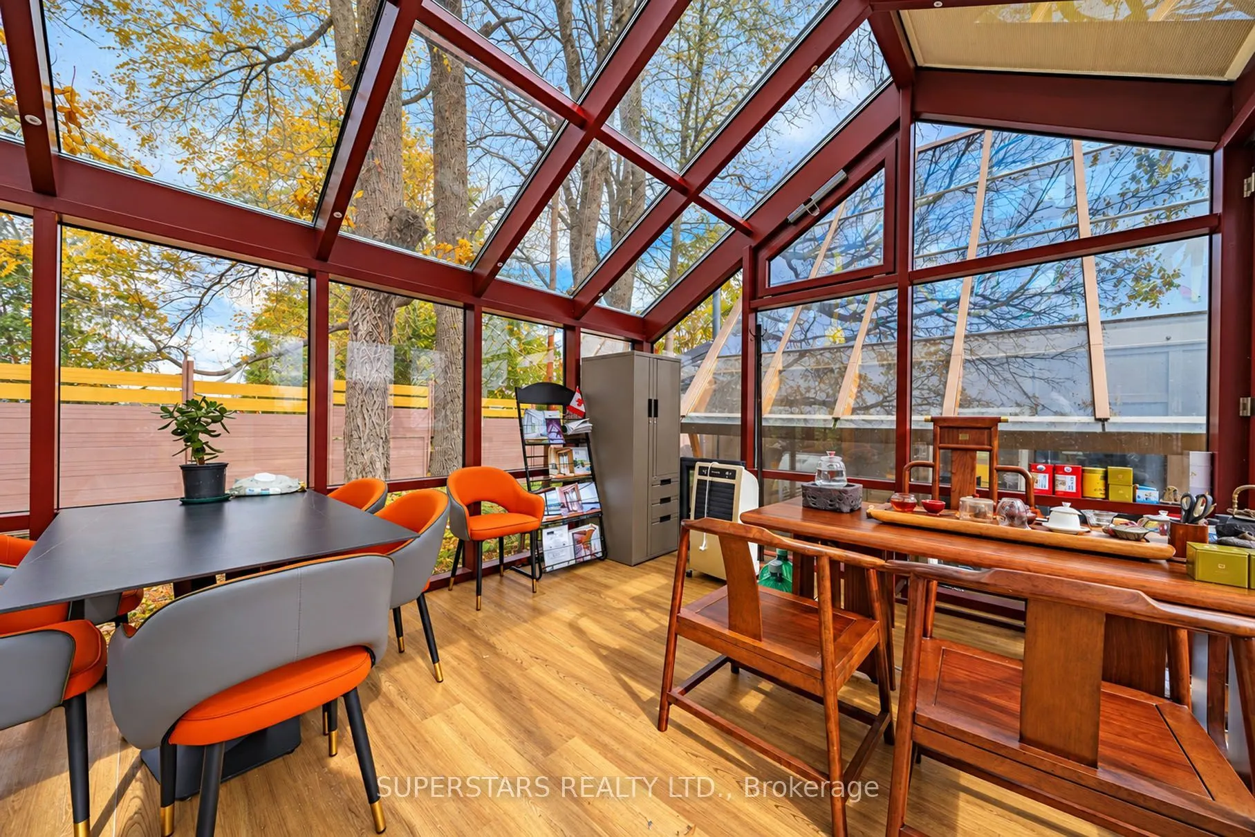 17450 Bathurst Street