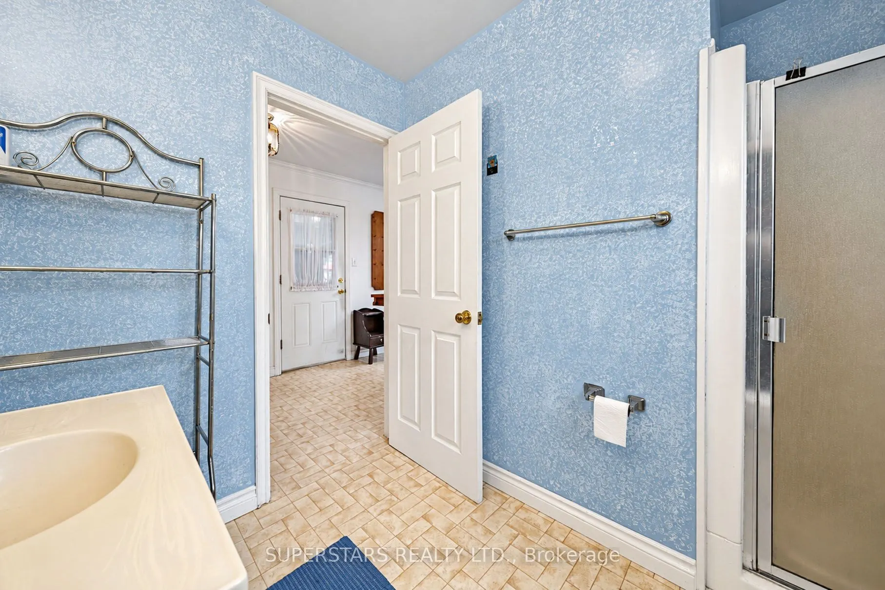 17450 Bathurst Street