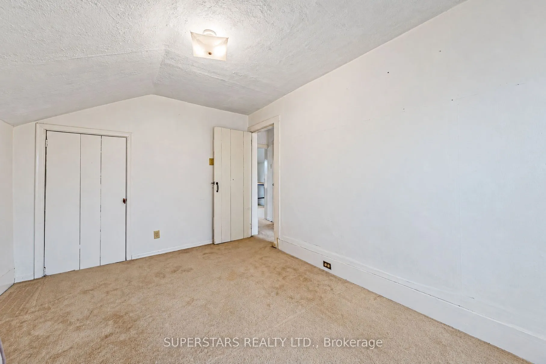 17450 Bathurst Street