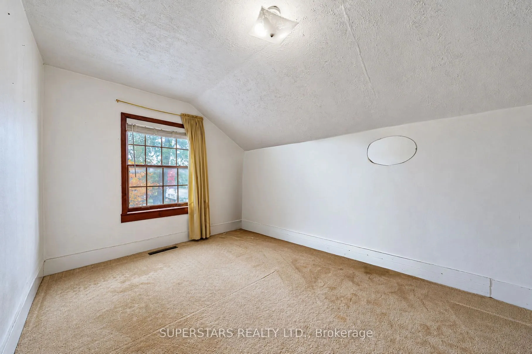 17450 Bathurst Street