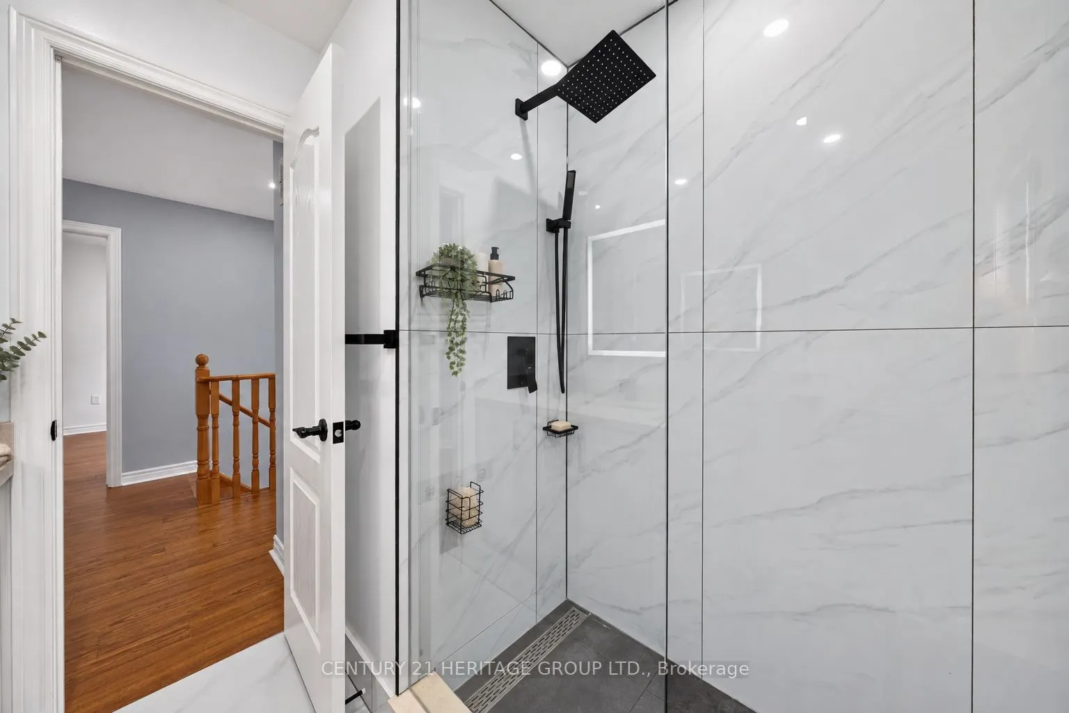 378 Spruce Grove Crescent